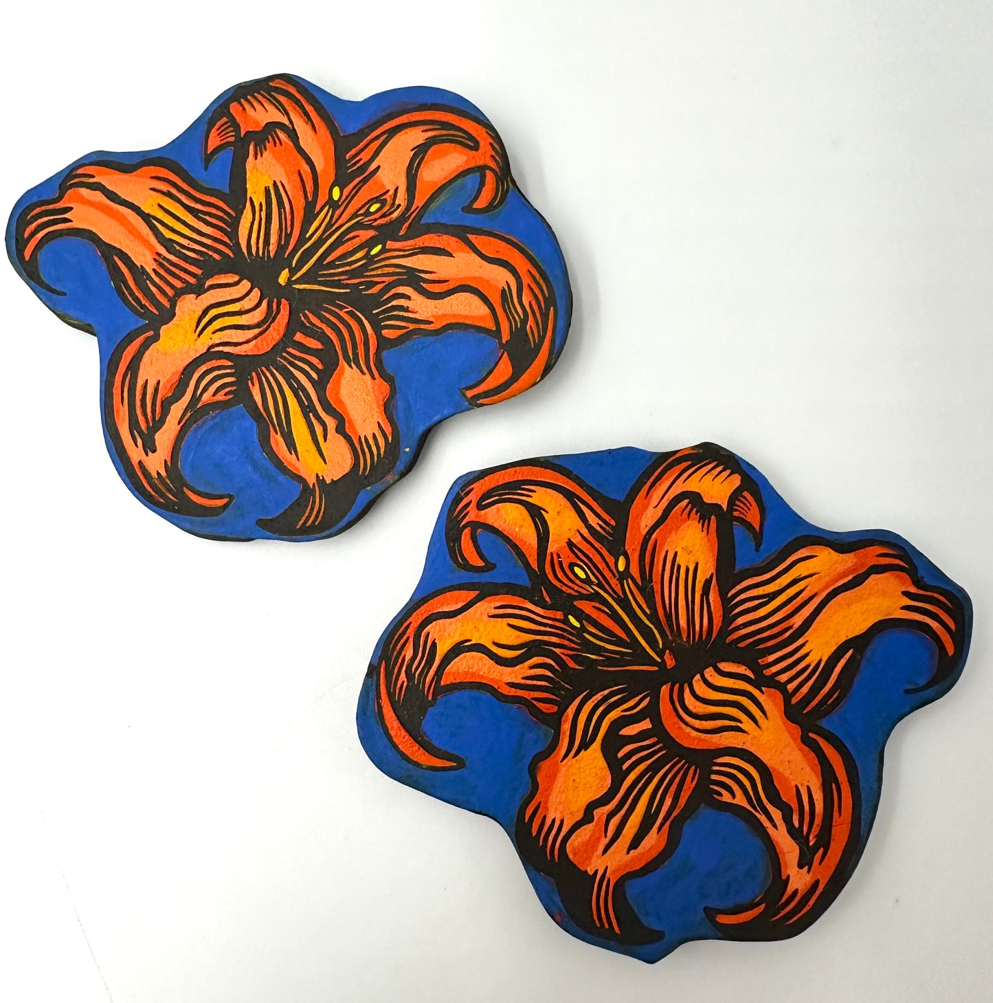 48. Lily Magnets - Set of 2